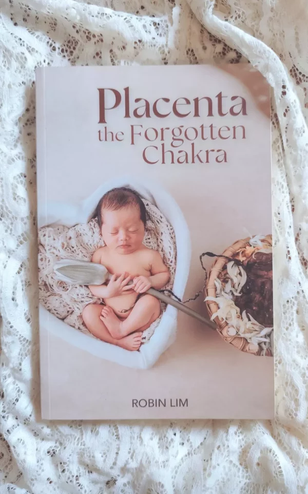 PLACENTA the forgotten chakra - couverture